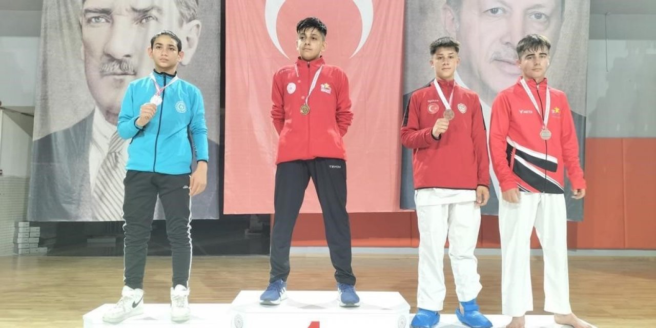 Bilecik’ten ANALİG’e katılan karate takımları yarı finale yükseldi