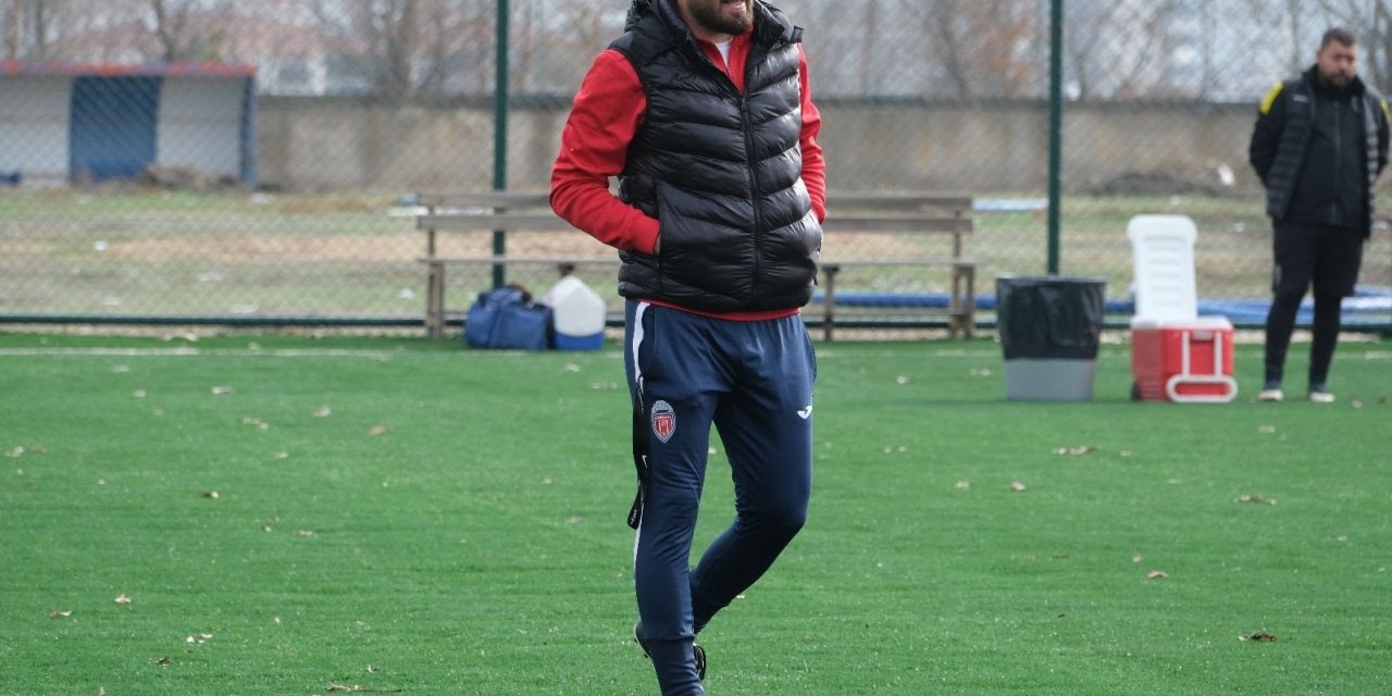 Kuşadasıspor’da Çardak dönemi başladı