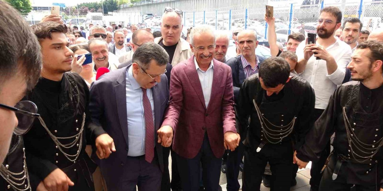 Bakan Uraloğlu’na memleketinde coşkulu karşılama