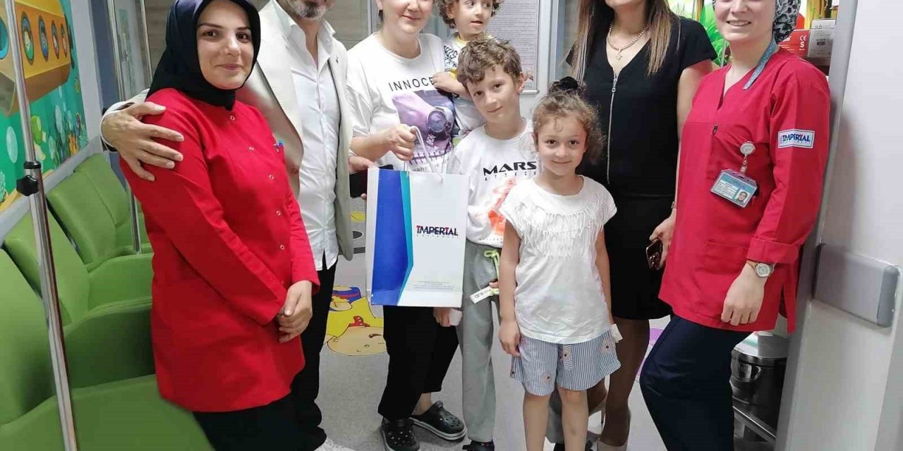 Özel İmperial Hastanesi’nde bayramlaşma