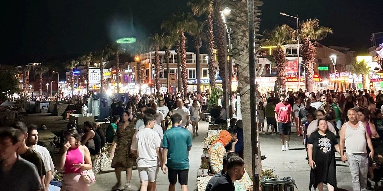 Didim geceleri hareketlendi