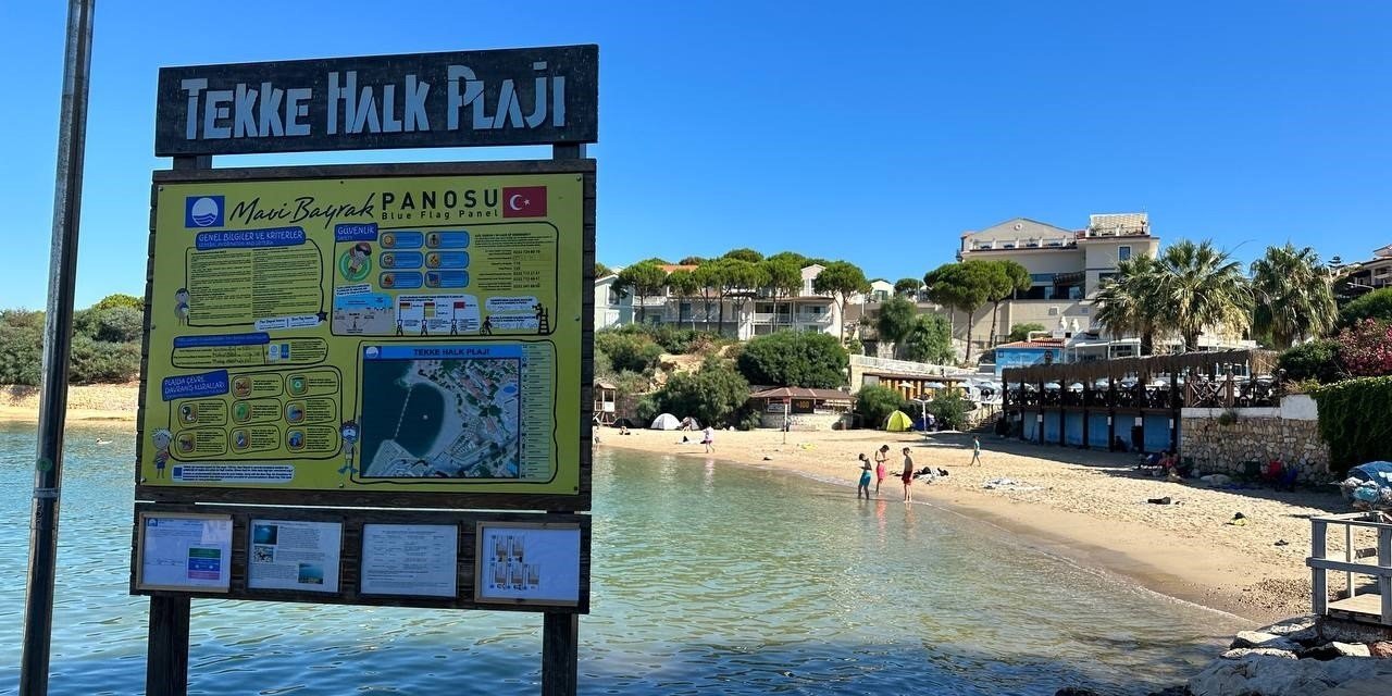 Mavi bayraklı plaja lağım suyu aktı