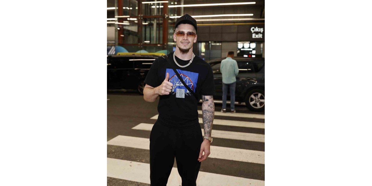 Ryan Kent İstanbul’da