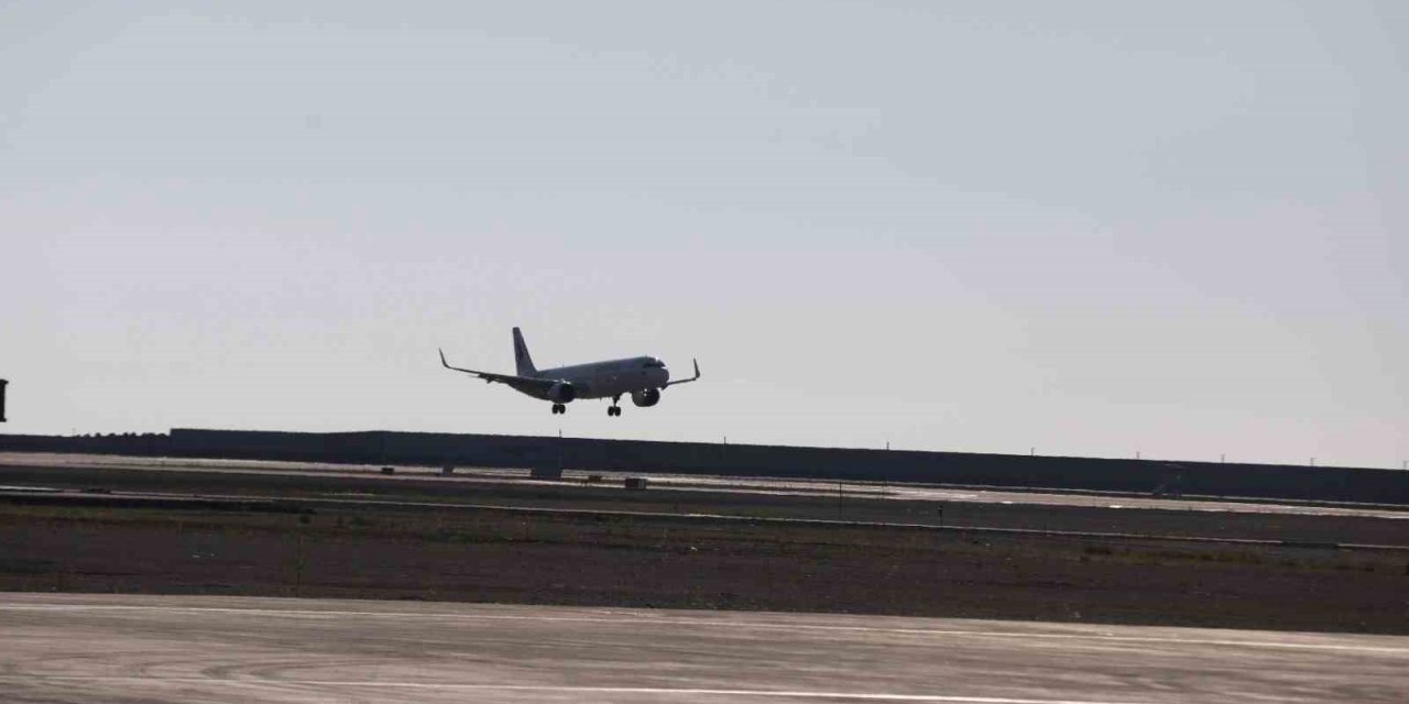 Rize-Artvin Havalimanına uluslararası ilk uçuş gerçekleştirildi