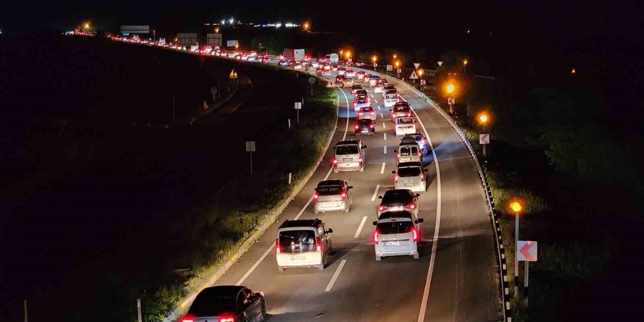 Karabük’te bayram dönüşü yoğunluğu devam ediyor