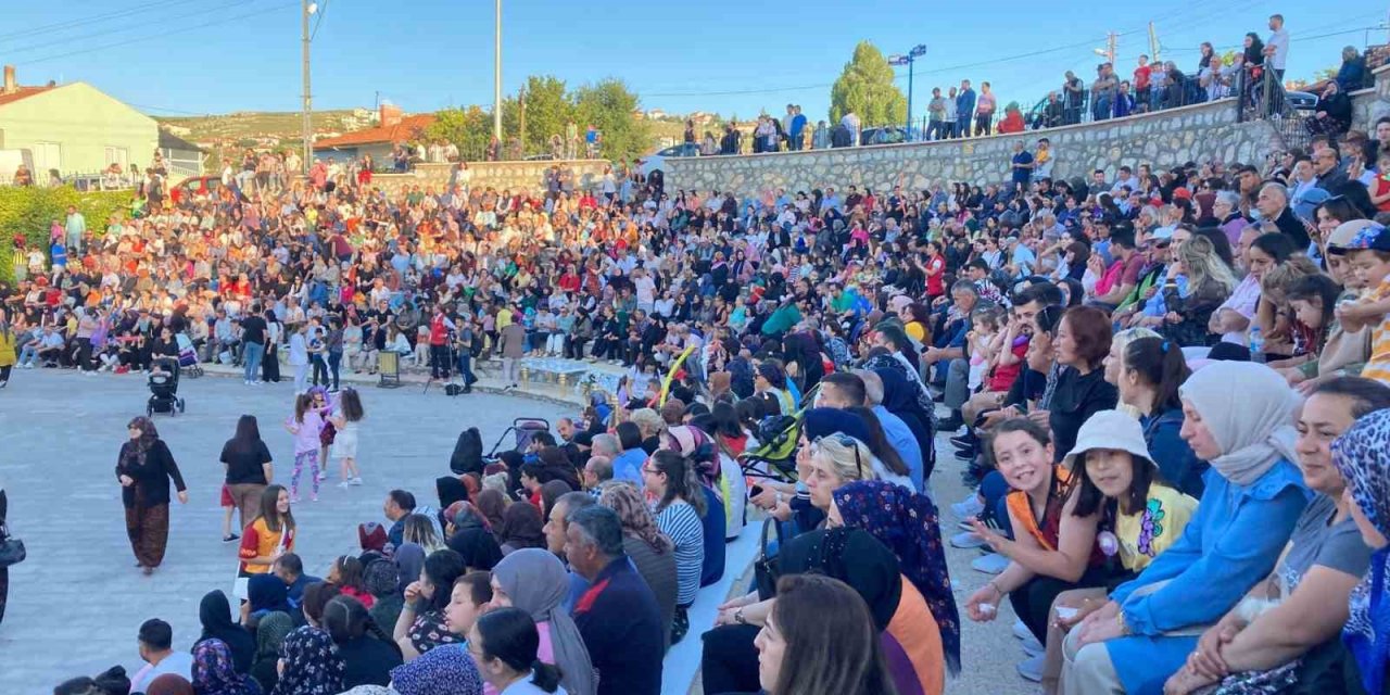 Ankara’da 3 kuşak ‘çinti’ güzeli yarışması düzenlendi