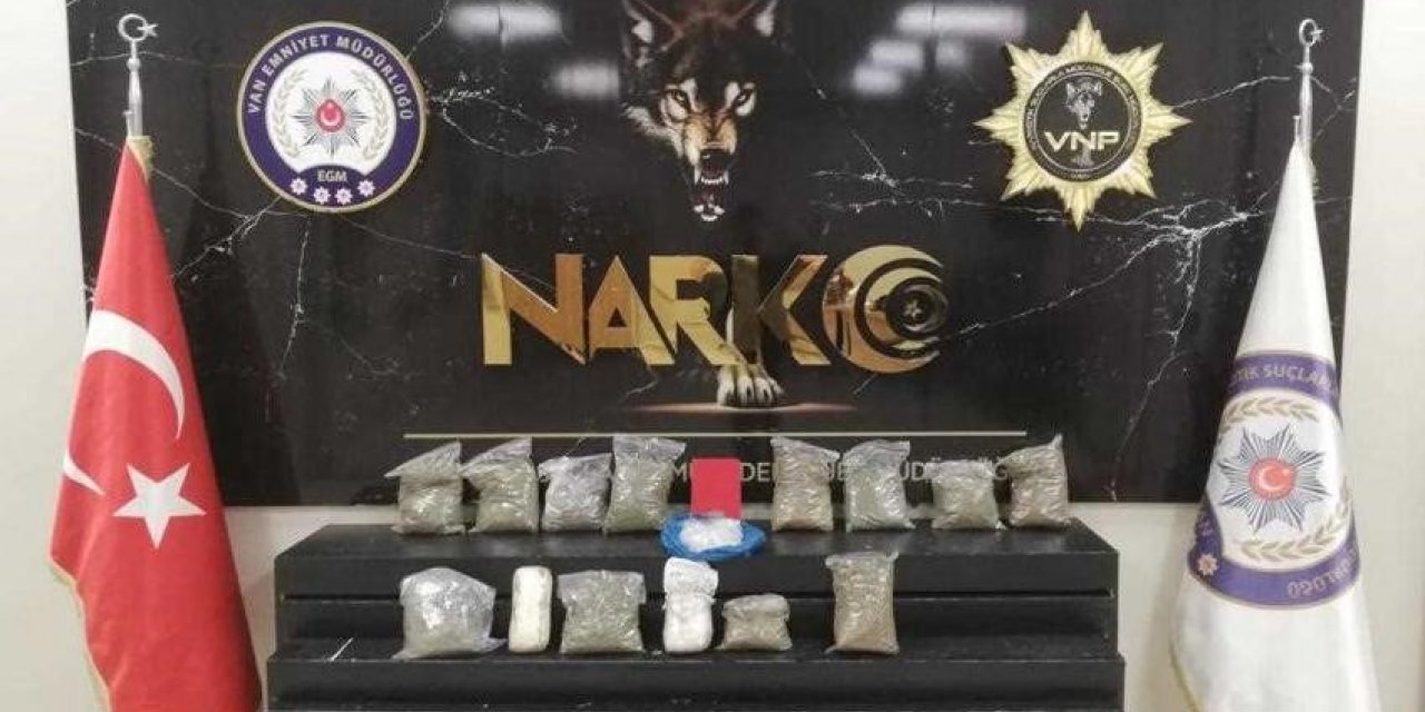 Van’da 6 kilo uyuşturucu ve bin 90 adet sentetik ecza ele geçirildi