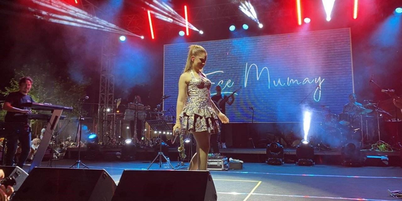 Ece Mumay Havran’da sahne aldı