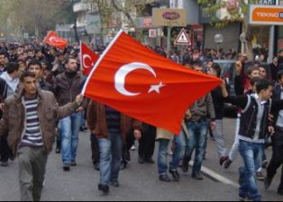 Bunlar ülkücü değil!
