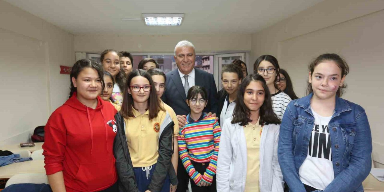 Gençler doğru tercihi Efeler’le yapacak