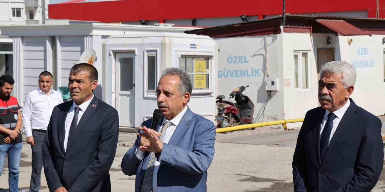 Talas’ta mesai bayramlaşma ile başladı