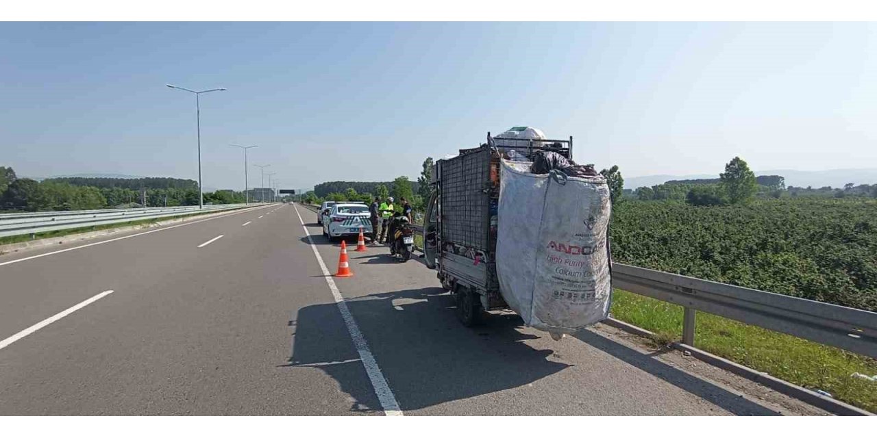 Plakasız atık toplama aracına 6 bin TL ceza