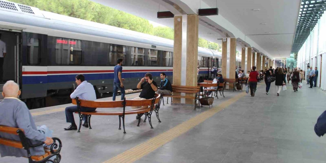 Aydın’da tren ücretleri zamlandı
