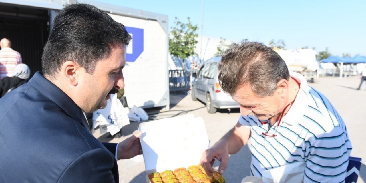 Altıeylül Belediyesi bayramda mesai yaptı