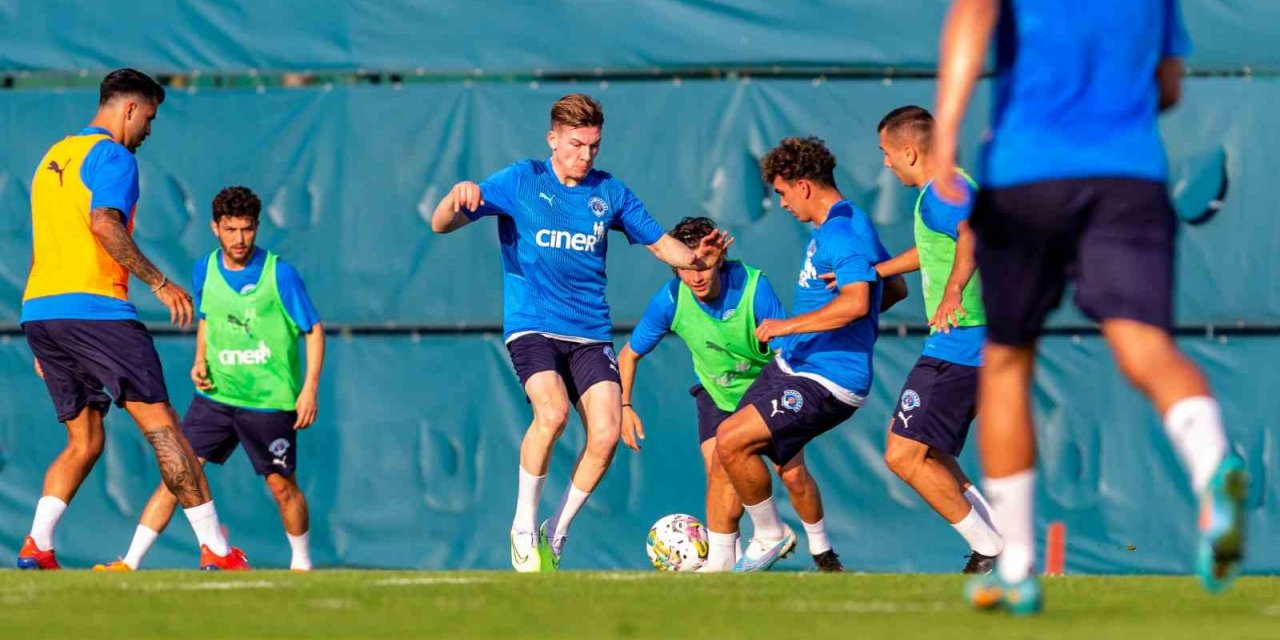 Kasımpaşa, sezonu açtı