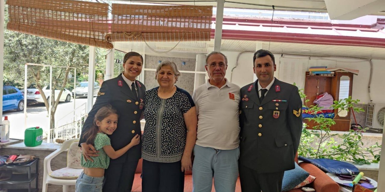 Aydın jandarması vatandaşların gönüllerini aldı