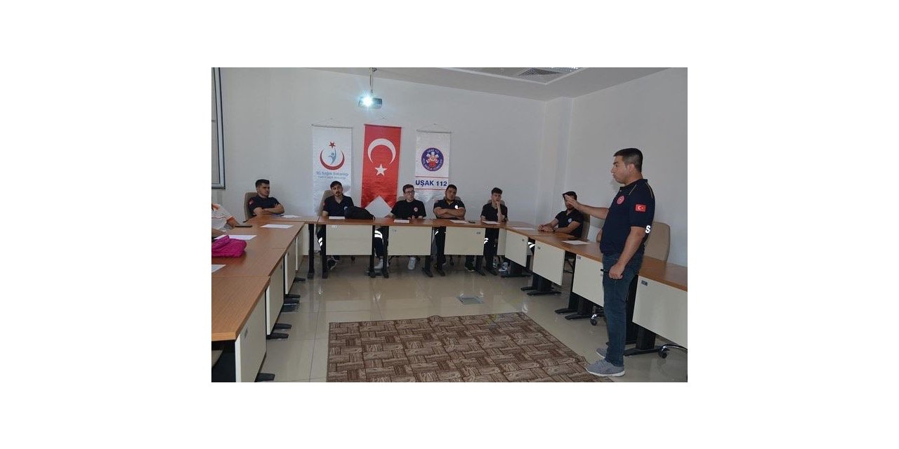 Ambulans ve Acil Bakım Teknikerleri staja başladı