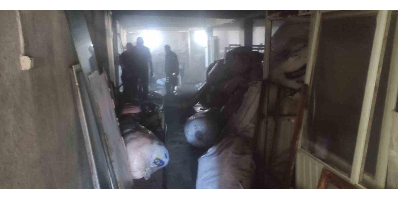 Depoda çıkan yangın korkuttu