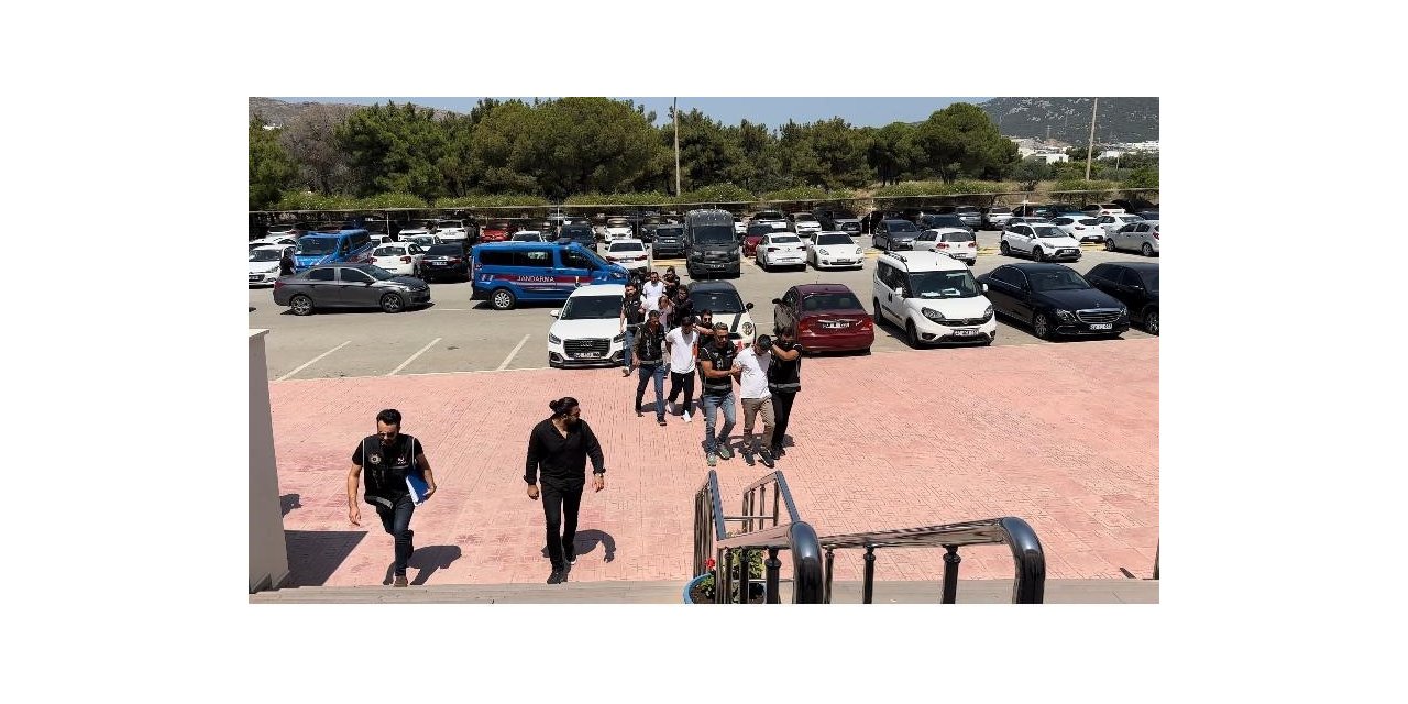 Mekan sahibiyle müşteriler arasında kavga çıktı