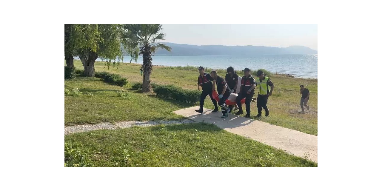 Gölde yüzerken kalp krizi geçirip hayatını kaybetti