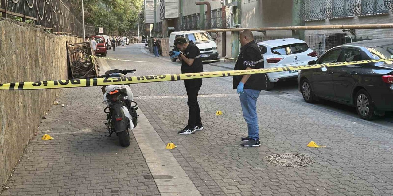 İstanbul’da dehşet anları kamerada: Pusu kurulup göğsünden vuruldu