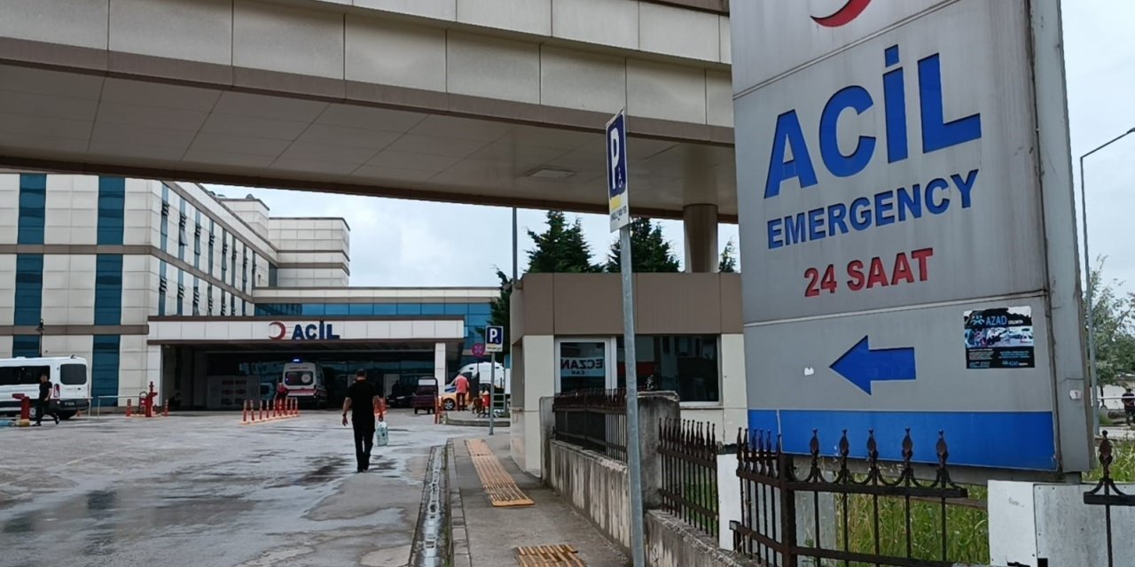 Baba ile oğlu vuruldu