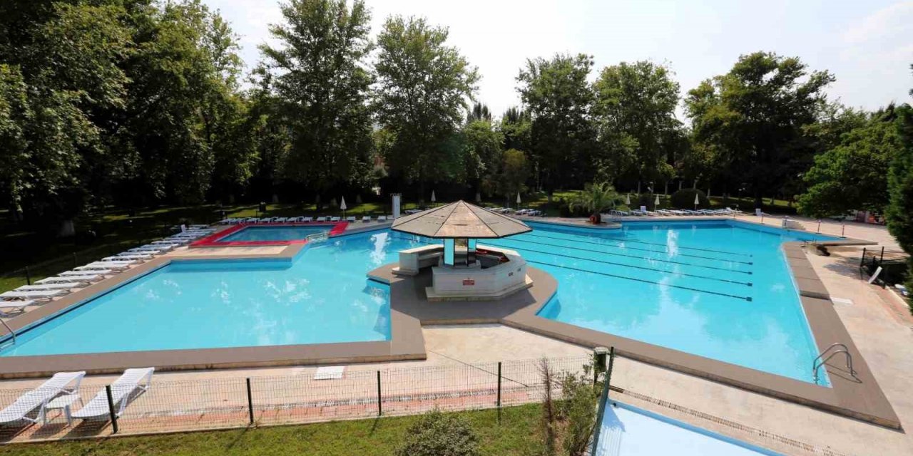 Selçuklu yüzücüleri, milli takım ve Fenerbahçe antrenörleri eğitecek