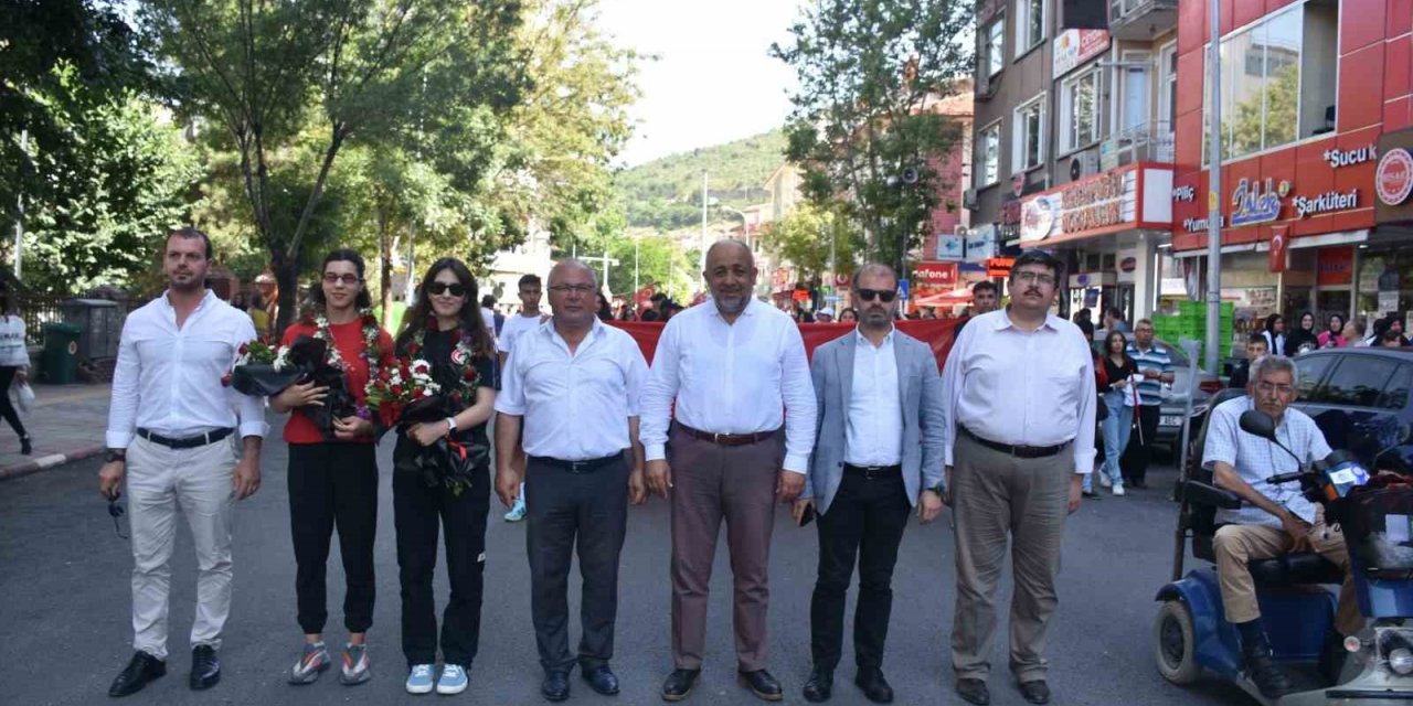 Afyonkarahisar’da Spor Okulları’nın açılış seremonisi yapıldı