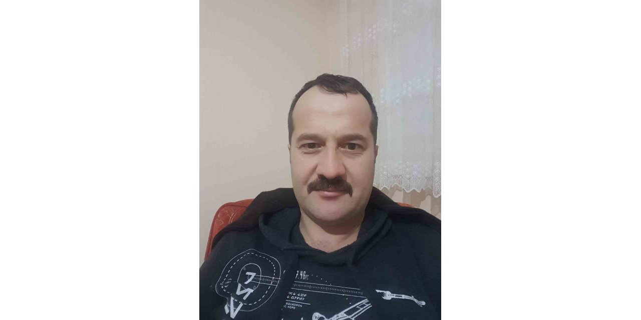 Denizde boğulma tehlikesi geçiren baba ve oğlu kurtarıldı