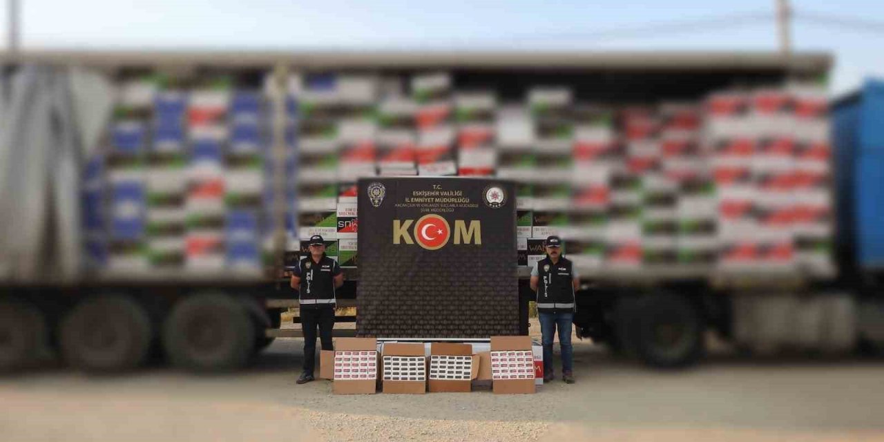 11 milyon 650 bin adet bandrolsüz filtreli sigara kağıdı ele geçirildi