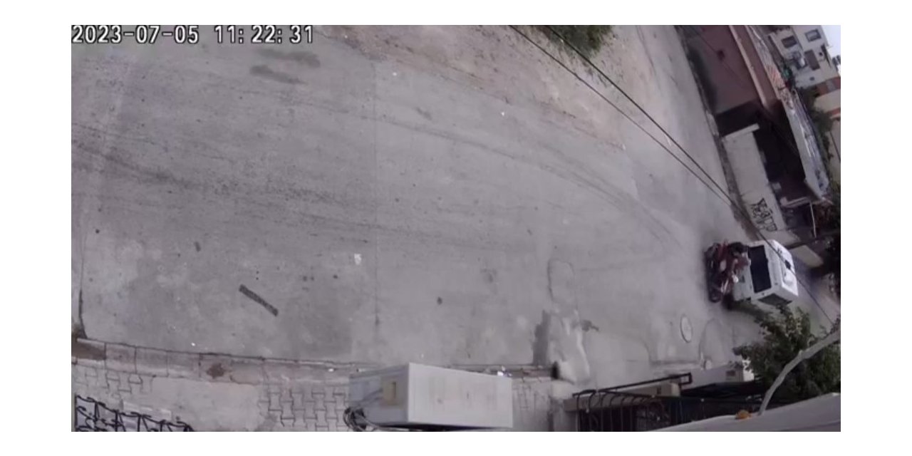 İki farklı kaza anı güvenlik kamerasına yansıdı