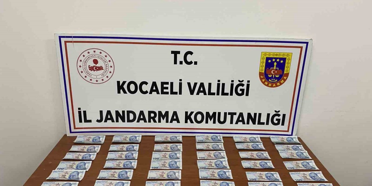 Üstünde 17 bin TL sahte para ele geçirildi