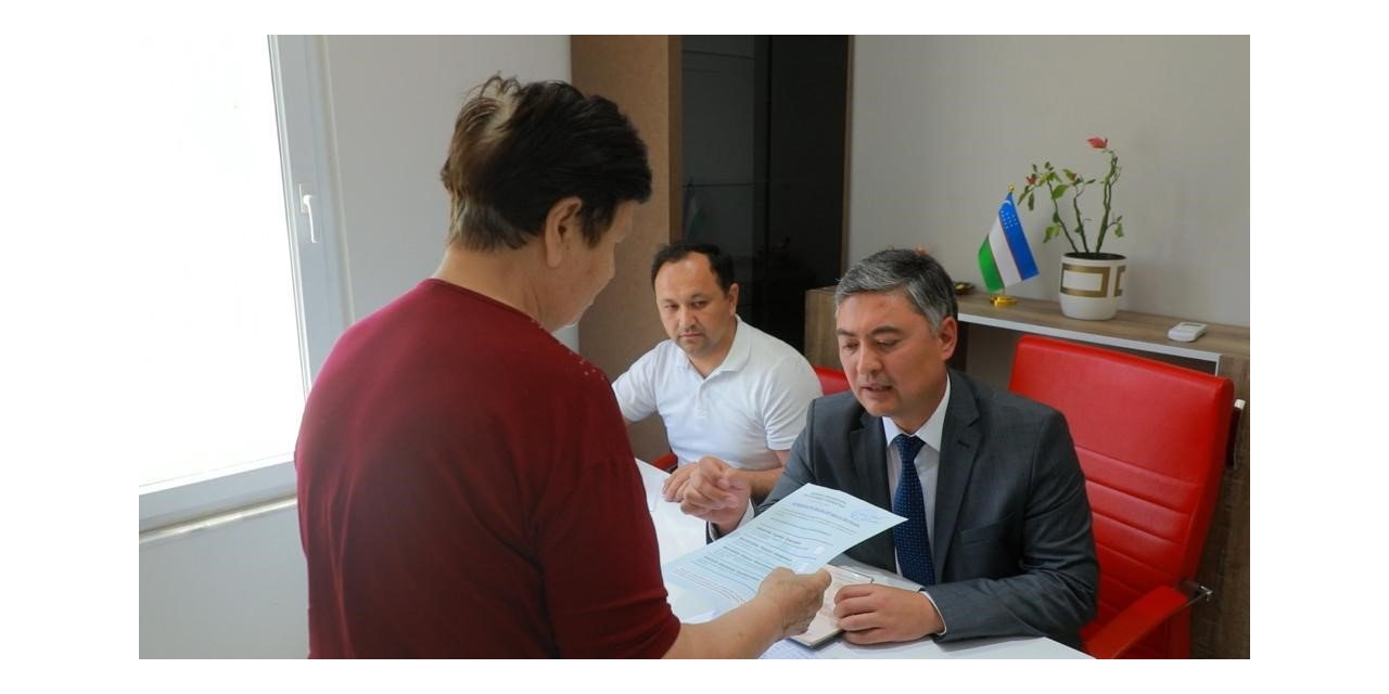 Özbek seçmenler sandık başına gitti