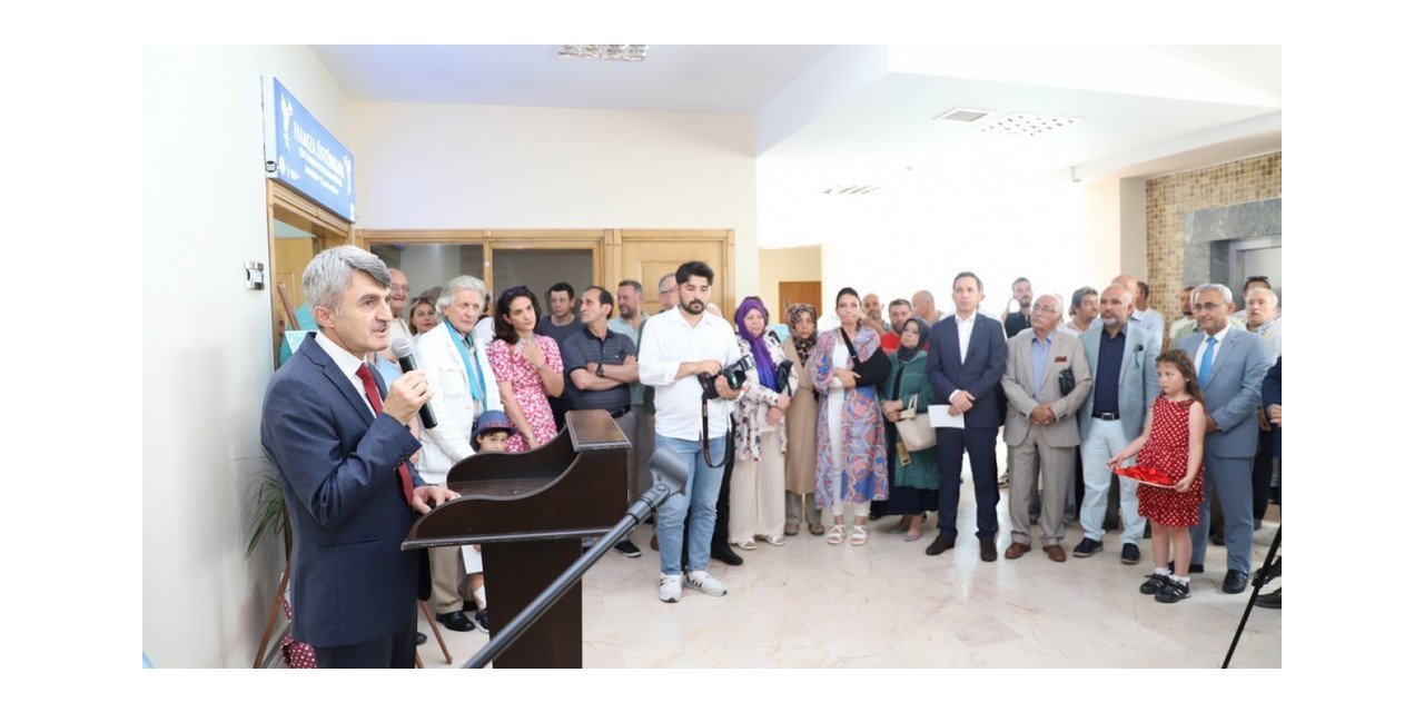 Dumlupınar Üniversitesinde Hamza Üstünkaya Çini Tasarım ve Uygulama Atölyesi