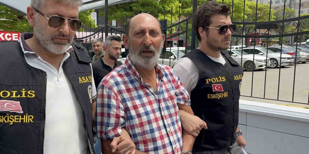 İş adamına düzenlenen silahlı saldırının azmettiricisi adliyeye sevk edildi