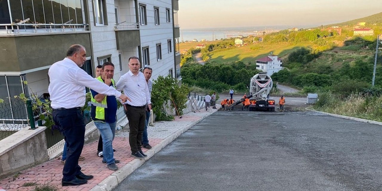 Başkan Sandıkçı: “İlçemize güvenli ve konforlu yollar kazandırıyoruz”