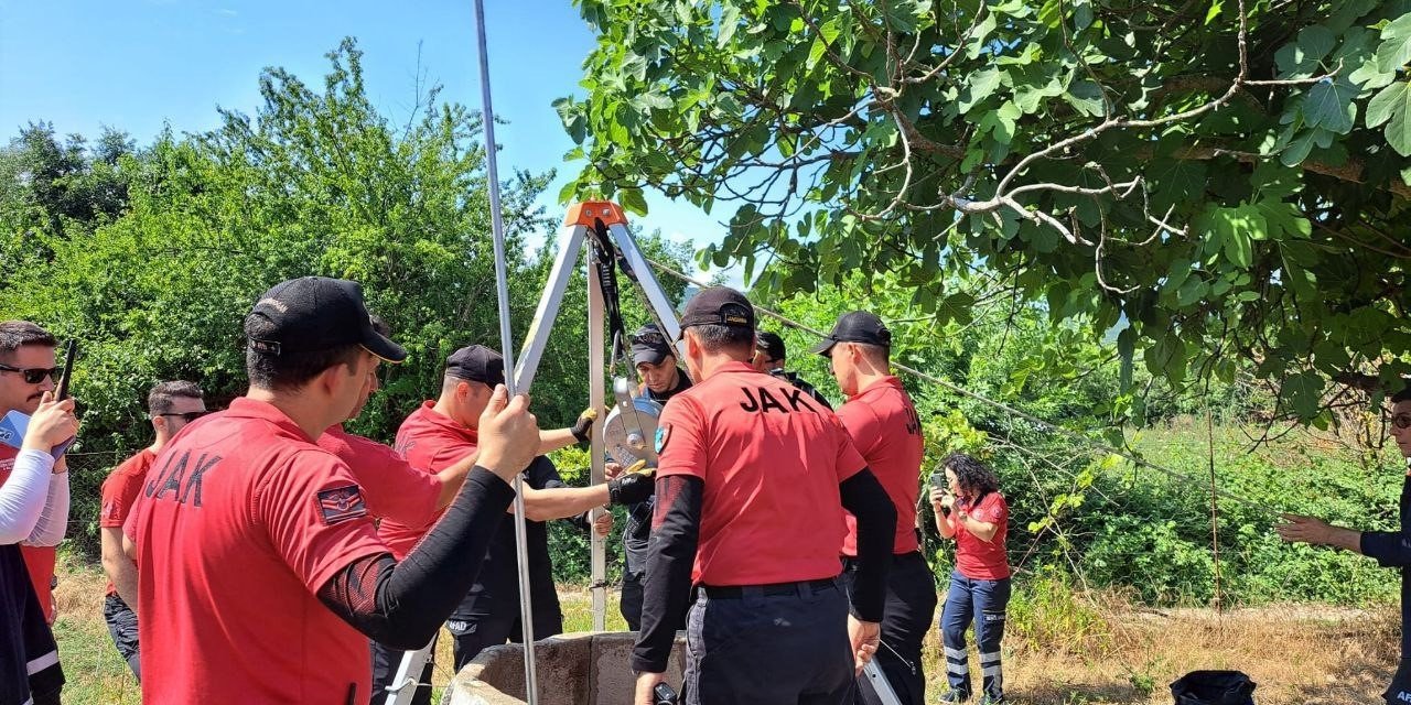 Korhan Berzeg 20 gündür kayıp, su kuyularında ve dere yataklarında arama çalışmaları devam ediyor