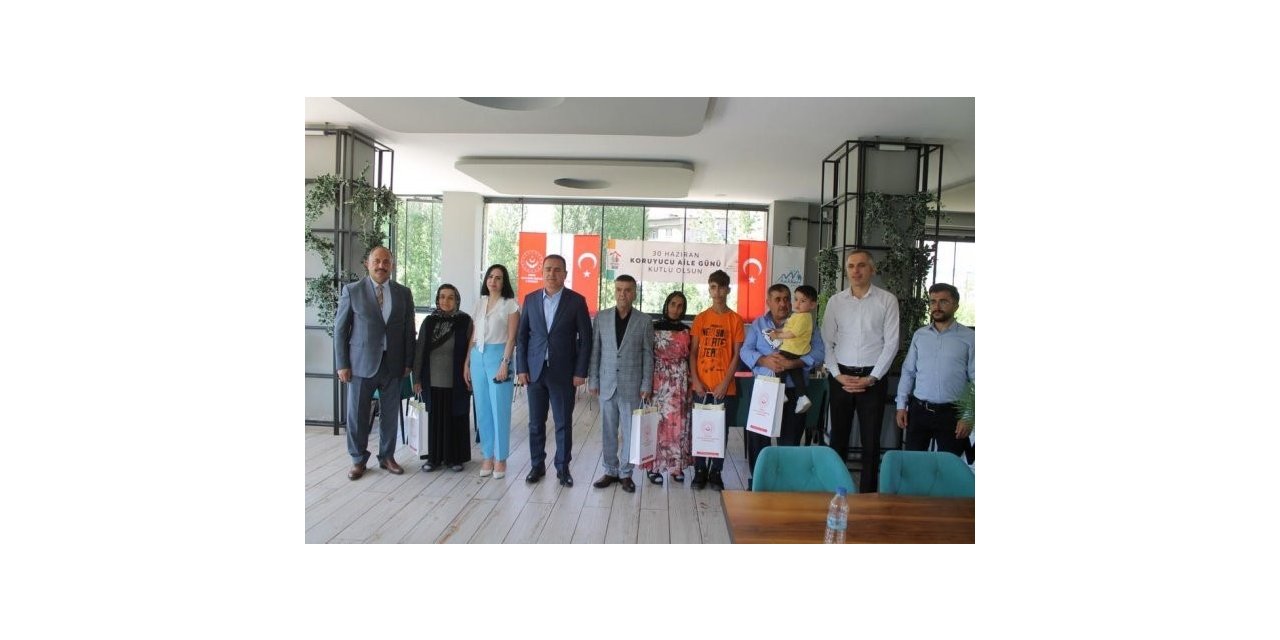 Vali Akbıyık, korucu ailelerle bir araya geldi