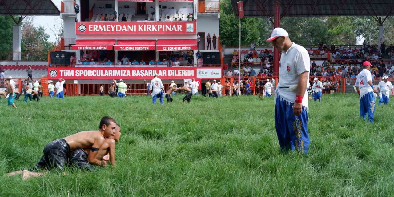 662. Tarihi Kırkpınar Yağlı Güreşleri başladı