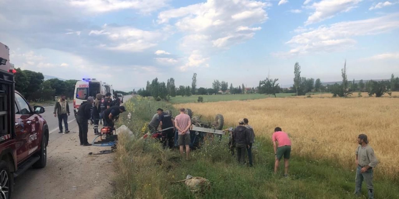 Otomobille patpat çarpıştı, 2 ölü 5 yaralı