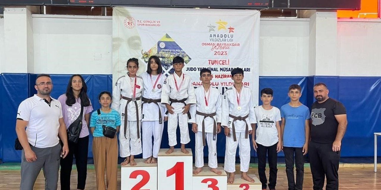Büyükşehir sporcuları judoda dereceye girdi
