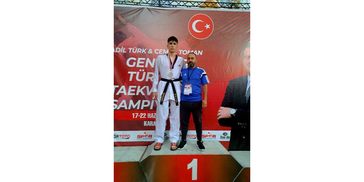 Tekvando şampiyonasına Şahinbey damgası