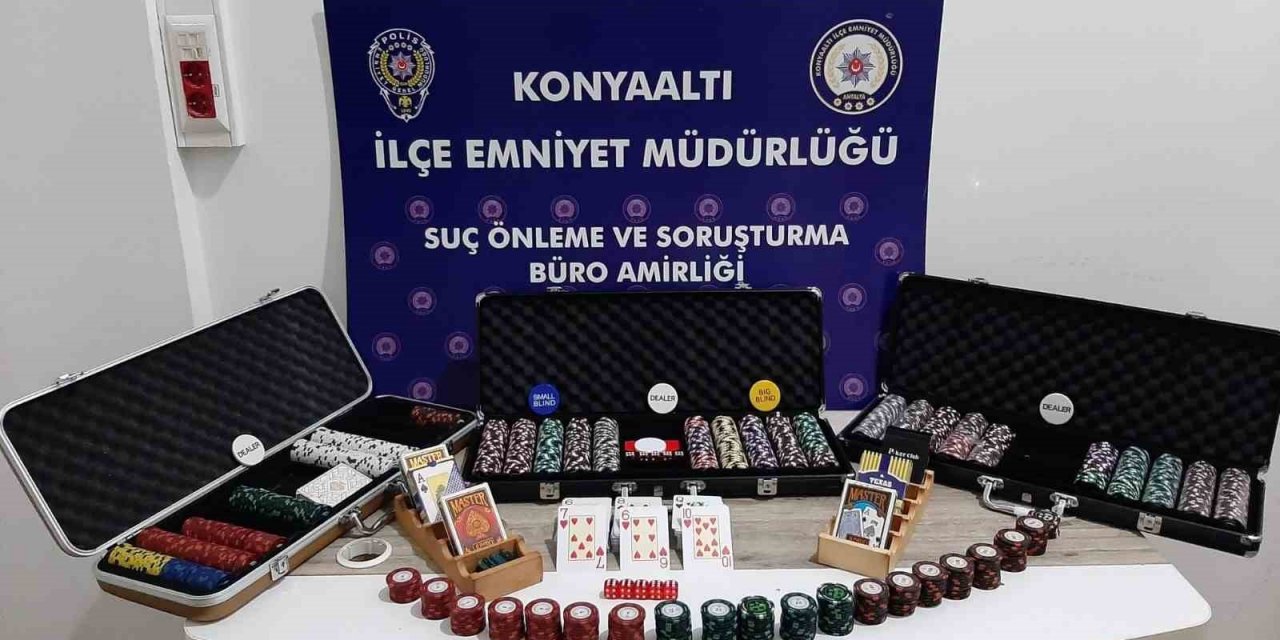 Antalya’da, kumar oynayan 14 kişiye cezai işlem uygulandı