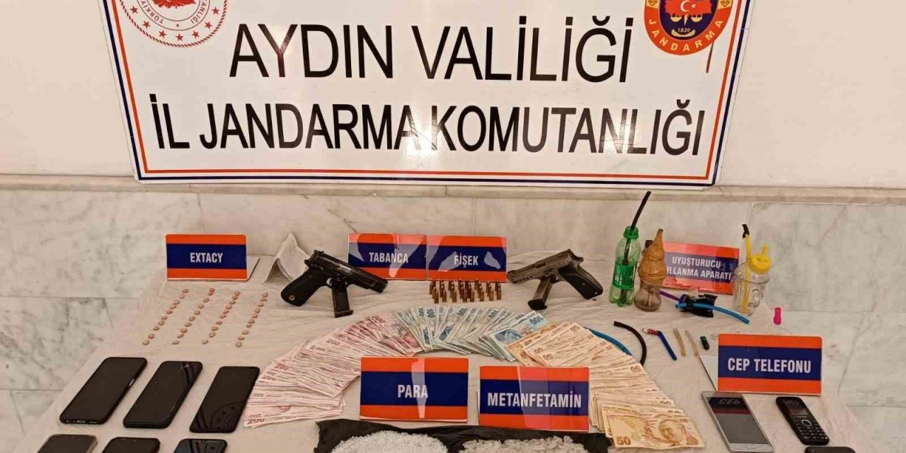 Jandarmadan eş zamanlı uyuşturucu baskını: 8 gözaltı
