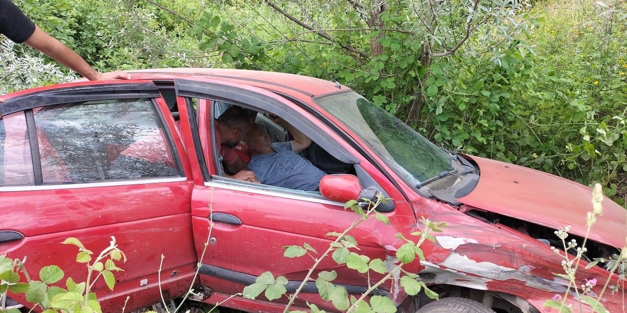 Amasya’da iki otomobil çarpıştı: 5 yaralı