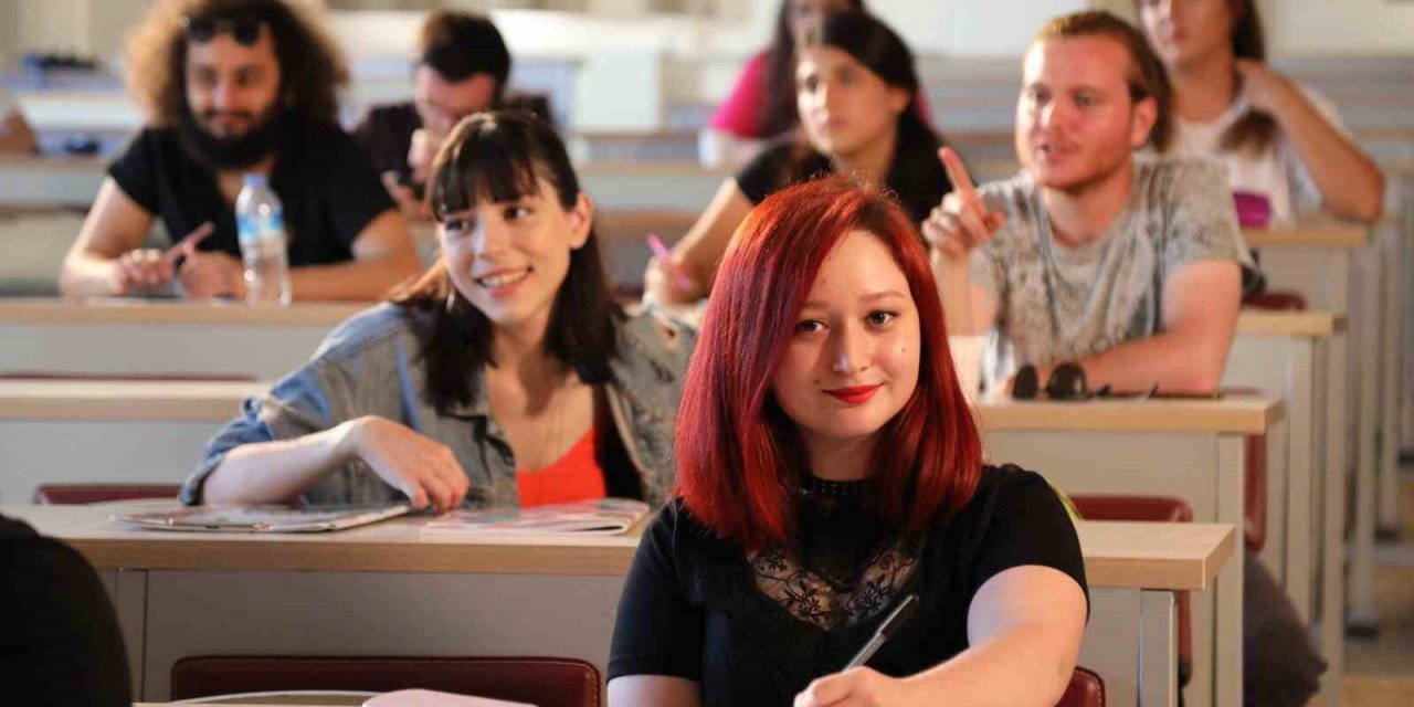 Yükseköğretim Kurulundan “azami süre” kararı