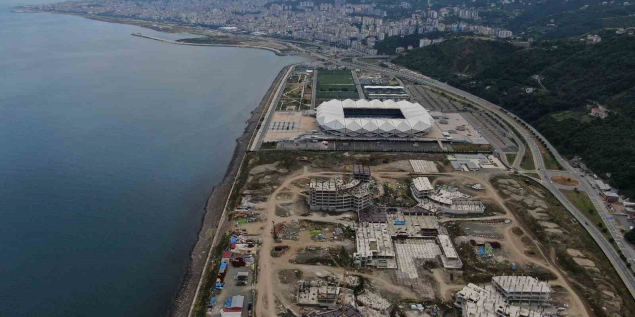 Trabzon Şehir Hastanesi inşaatı hızla yükseliyor