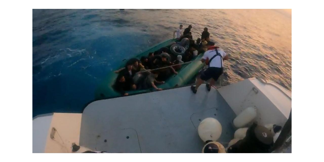 Bodrum açıklarında 29 düzensiz göçmen yakalandı