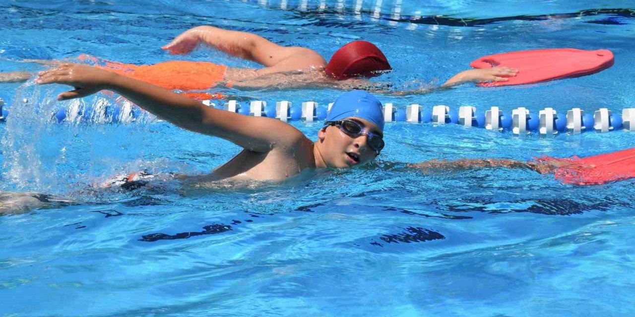 Osmangazi’nin havuzları rekora koşuyor