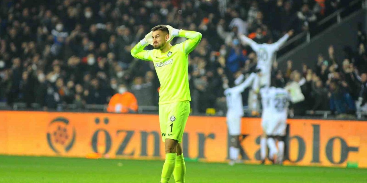 Göztepe, Mateusz Lis’e imzayı attırıyor